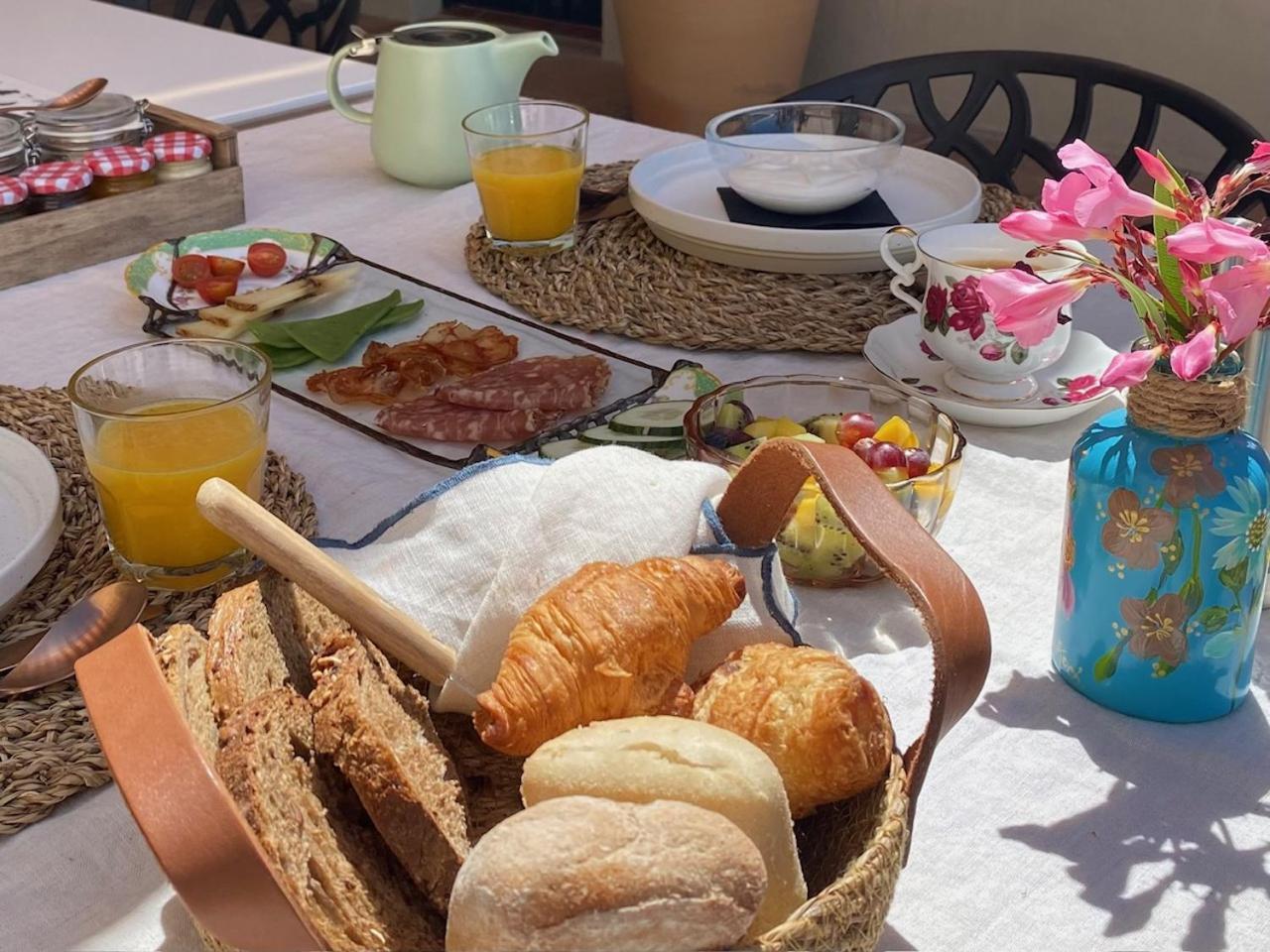 Boutique B&B El Refugio Alcaucin Bagian luar foto